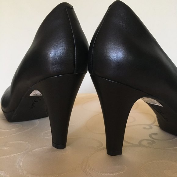 Clarks Brier Dolly - Black leather pumps NWOT 9M - Picture 6 of 8